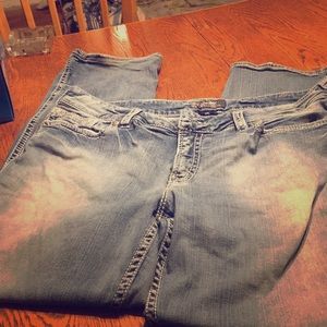 Silver Suki Flap 17” Light Wash Jeans Size 22 L 33